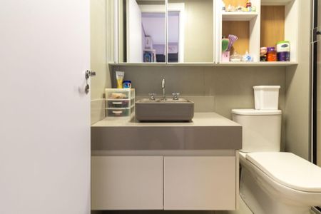 Apartamento à venda com 123m², 3 quartos e 2 vagas Apartamento à venda com 123m², 3 quartos e 2 vagasBanheiro Suíte 2
