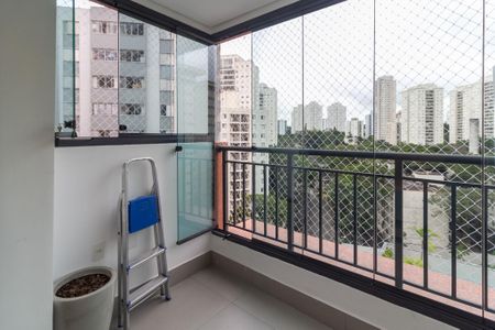 Apartamento à venda com 123m², 3 quartos e 2 vagas Apartamento à venda com 123m², 3 quartos e 2 vagasQuarto 1 - Suíte 1 Varanda