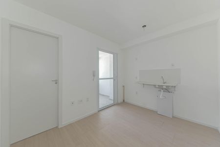 Sala - Cozinha Integrada de apartamento para alugar com 2 quartos, 32m² em Santo Amaro, São Paulo