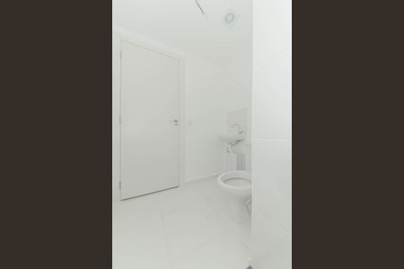 Apartamento para alugar com 32m², 2 quartos e sem vaga Apartamento para alugar com 32m², 2 quartos e sem vagaBanheiro