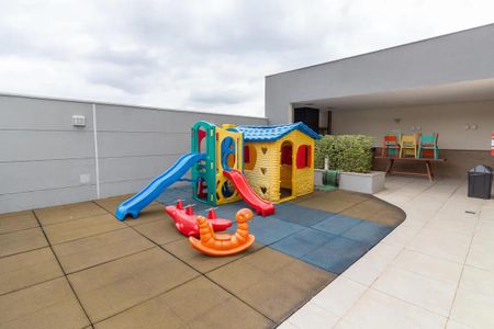 Apartamento para alugar com 59m², 2 quartos e 1 vaga Apartamento para alugar com 59m², 2 quartos e 1 vagaÁrea comum - Playground