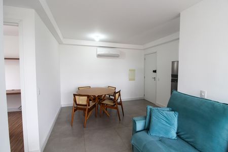 Sala de apartamento para alugar com 2 quartos, 59m² em Vila São Silvestre, São Paulo