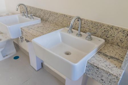Apartamento à venda com 112m², 3 quartos e 2 vagas Apartamento à venda com 112m², 3 quartos e 2 vagasBanheiro da Suíte 3