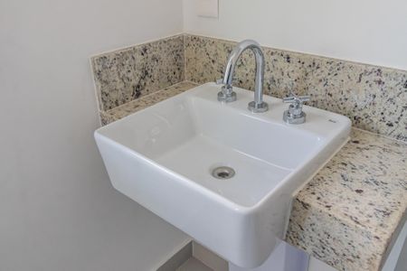 Apartamento à venda com 112m², 3 quartos e 2 vagas Apartamento à venda com 112m², 3 quartos e 2 vagasBanheiro da Suíte 2