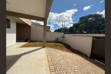Casa à venda com 260m², 3 quartos e 2 vagasGaragem 