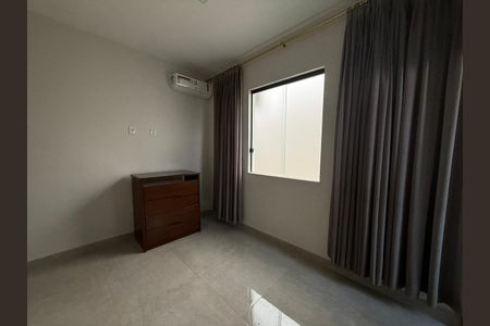Casa à venda com 260m², 3 quartos e 2 vagasSuíte 