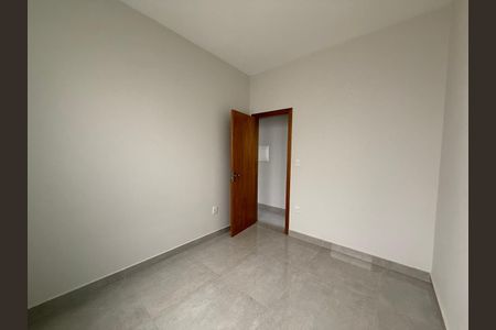 Casa à venda com 260m², 3 quartos e 2 vagasQuarto 3
