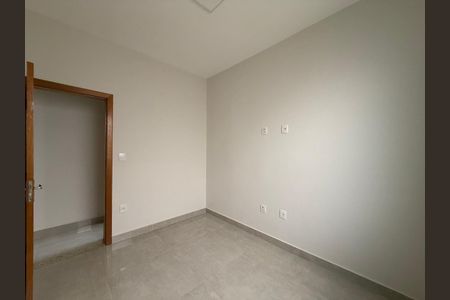 Casa à venda com 260m², 3 quartos e 2 vagasQuarto 3