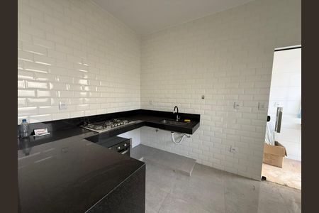 Casa à venda com 260m², 3 quartos e 2 vagasCozinha 