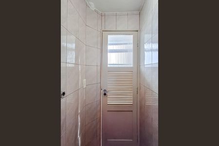 Apartamento à venda com 114m², 3 quartos e 1 vaga Apartamento à venda com 114m², 3 quartos e 1 vagaBanheiro de serviço