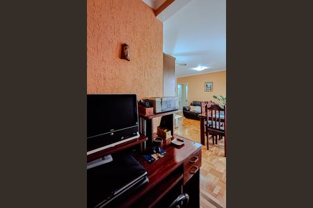 Apartamento à venda com 114m², 3 quartos e 1 vaga Apartamento à venda com 114m², 3 quartos e 1 vagaEscritório