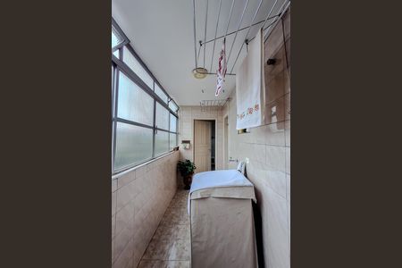 Apartamento à venda com 114m², 3 quartos e 1 vaga Apartamento à venda com 114m², 3 quartos e 1 vagaÁrea de Serviço