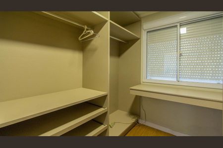 Closet de apartamento para alugar com 3 quartos, 60m² em Condomínio Terrabela, Porto Alegre