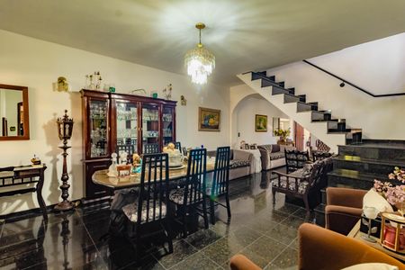 Casa à venda com 4 quartos, 173m² em Parque Jabaquara, São Paulo