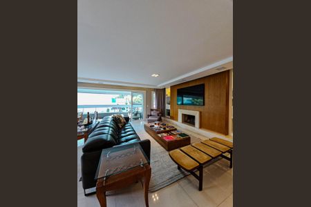 Foto 06 de apartamento à venda com 3 quartos, 201m² em Auxiliadora, Porto Alegre