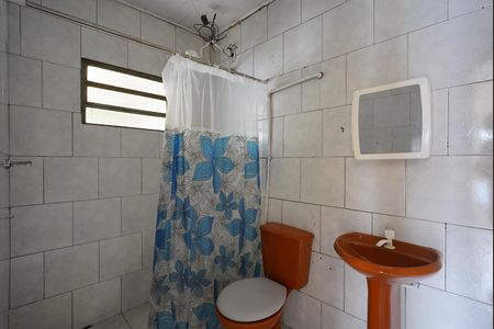 Casa para alugar com 60m², 2 quartos e sem vagaBanheiro