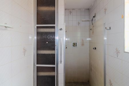 Banheiro de casa à venda com 2 quartos, 180m² em Vila Lucia, São Paulo