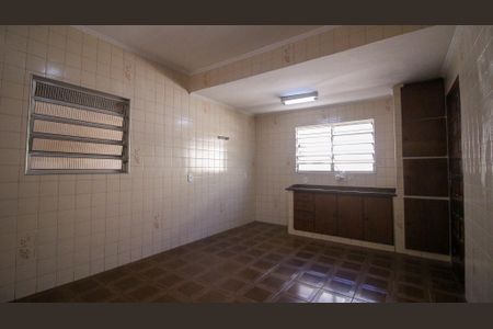 Casa para alugar com 90m², 2 quartos e 1 vaga