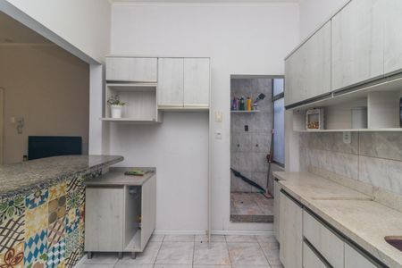 Apartamento à venda com 74m², 2 quartos e sem vagaCozinha