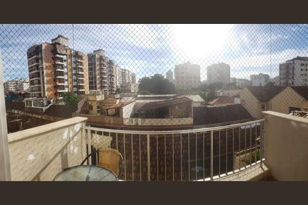 Apartamento à venda com 94m², 3 quartos e 1 vagaVaranda