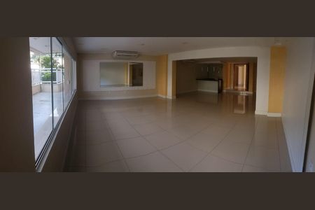 Apartamento à venda com 94m², 3 quartos e 1 vagaÁrea externa