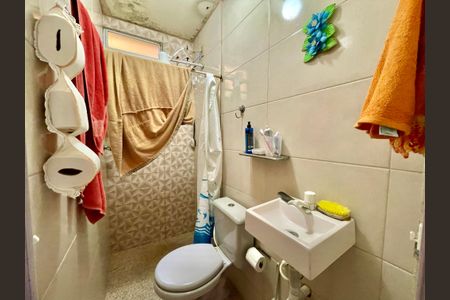 Apartamento para alugar com 70m², 2 quartos e sem vagaBanheiro social
