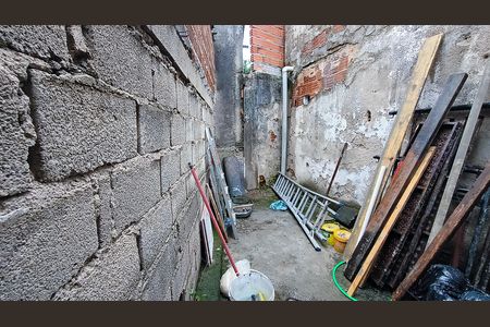 Casa à venda com 136m², 1 quarto e 1 vagaQuintal