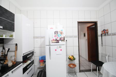 Casa à venda com 174m², 3 quartos e 3 vagasCozinha
