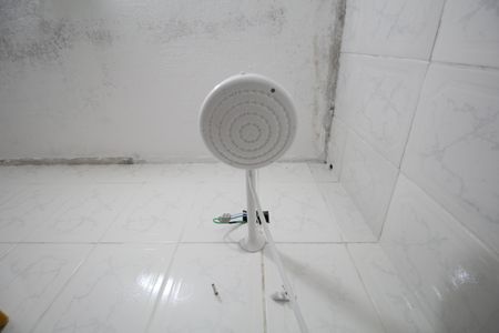 Casa à venda com 174m², 3 quartos e 3 vagasBanheiro - Chuveiro