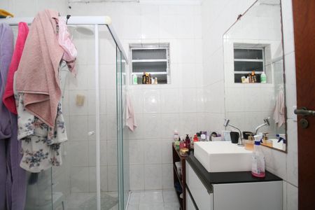 Casa à venda com 174m², 3 quartos e 3 vagasBanheiro 