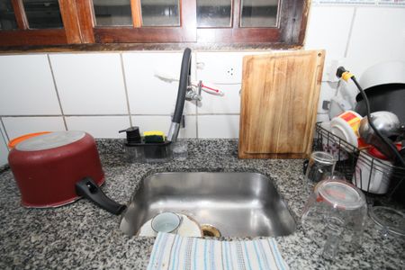 Casa à venda com 174m², 3 quartos e 3 vagasCozinha - Torneira