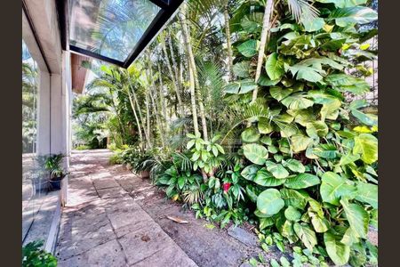 Casa à venda com 694m², 3 quartos e 10 vagasÁrea Comum