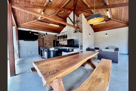 Casa à venda com 694m², 3 quartos e 10 vagasÁrea Comum