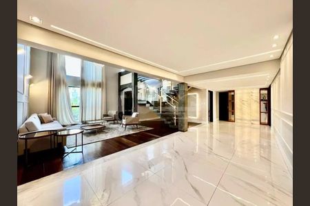 Casa à venda com 3 quartos, 694m² em Santa Branca, Belo Horizonte