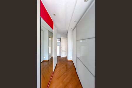 Apartamento para alugar com 127m², 3 quartos e 2 vagasCloset da suíte