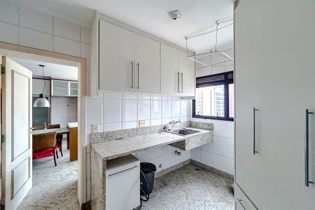Apartamento para alugar com 127m², 3 quartos e 2 vagasÁrea de Serviço