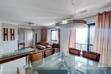 Apartamento para alugar com 127m², 3 quartos e 2 vagasSala