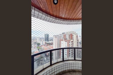 Apartamento para alugar com 127m², 3 quartos e 2 vagasVaranda
