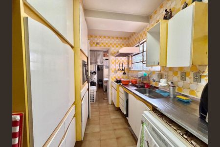 Apartamento à venda com 98m², 2 quartos e 1 vaga