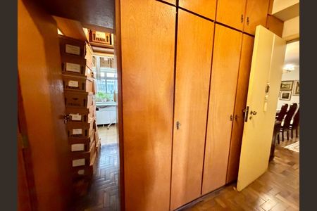 Apartamento à venda com 98m², 2 quartos e 1 vaga