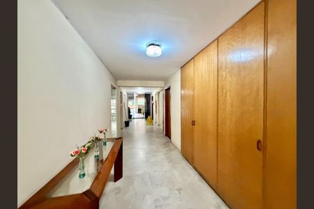 Apartamento à venda com 98m², 2 quartos e 1 vaga