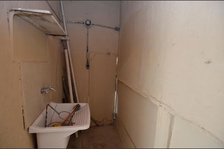 Casa à venda com 229m², 5 quartos e 1 vaga Casa à venda com 229m², 5 quartos e 1 vagaÁrea de Serviço