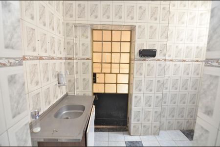 Casa à venda com 229m², 5 quartos e 1 vaga Casa à venda com 229m², 5 quartos e 1 vagaCozinha 2