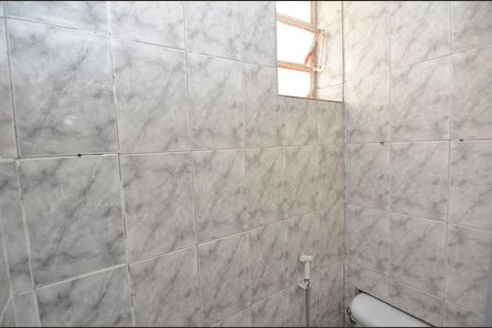 Casa à venda com 229m², 5 quartos e 1 vaga Casa à venda com 229m², 5 quartos e 1 vagaBanheiro de Serviço