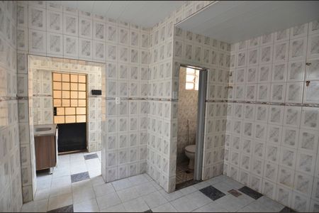 Casa à venda com 229m², 5 quartos e 1 vaga Casa à venda com 229m², 5 quartos e 1 vagaCopa