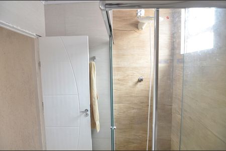 Casa à venda com 229m², 5 quartos e 1 vaga Casa à venda com 229m², 5 quartos e 1 vagaBanheiro 2