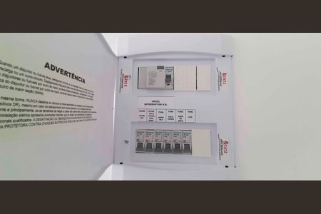 Apartamento à venda com 49m², 2 quartos e 1 vaga Apartamento à venda com 49m², 2 quartos e 1 vagaQuadro de Luz