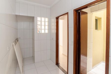 Casa de condomínio à venda com 54m², 2 quartos e 1 vagaCozinha e Área de Serviço