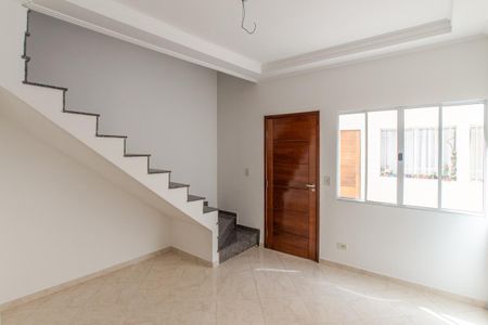Sala de casa de condomínio à venda com 2 quartos, 54m² em Vila Germinal, São Paulo