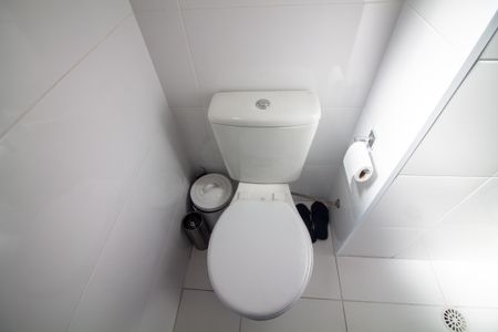 Apartamento para alugar com 213m², 3 quartos e 3 vagasBanheiro de Serviço
